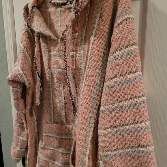 Mexican Blanket Hoodie with Pocket - Picture 2 of 4